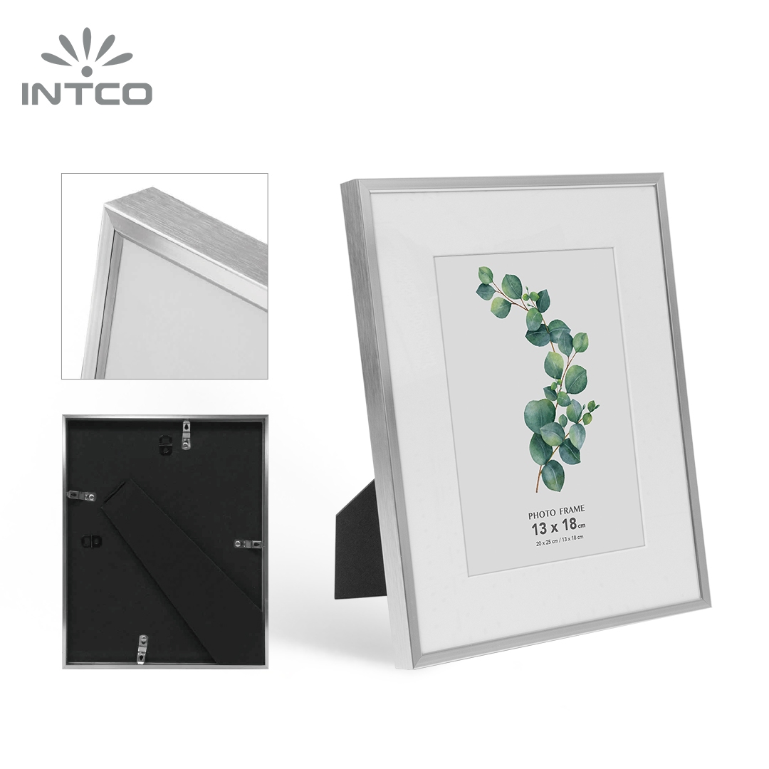 20x25cm Silver Aluminum Photo Frame with mat